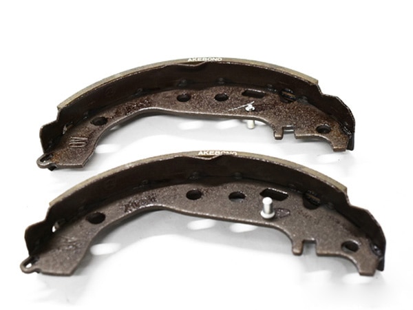 ヴィッツ NCP131 ブレーキシュー リア リアシュー 前後 アケボノ 国産