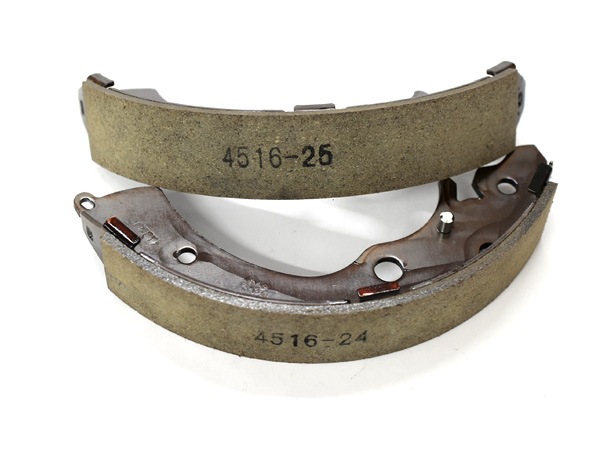 フリード GP3 ブレーキシュー リア リアシュー 前後 アケボノ