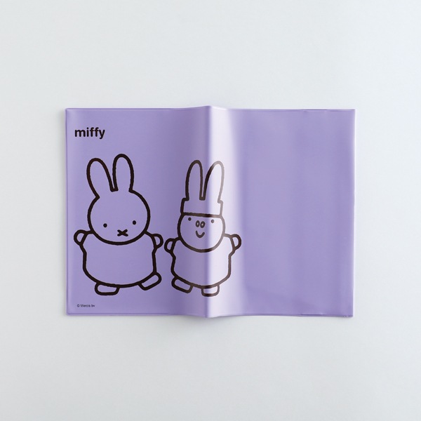 Dick Bruna 木製フレーム付 Paperback PB015 Amazon.co.jp: ミニポスター018ディックブルーナ本の上で読書