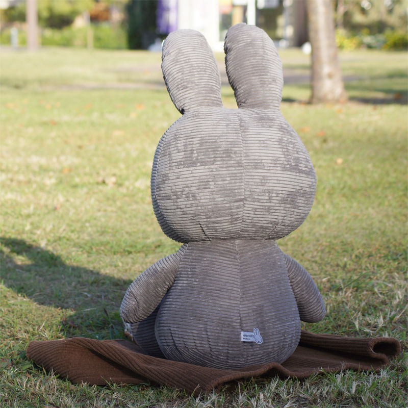 Dick Bruna ミッフィー JAS 制服 ぬいぐるみ miffy (ミッフィー)・Dick Bruna キャラクターグッズの通販専門店