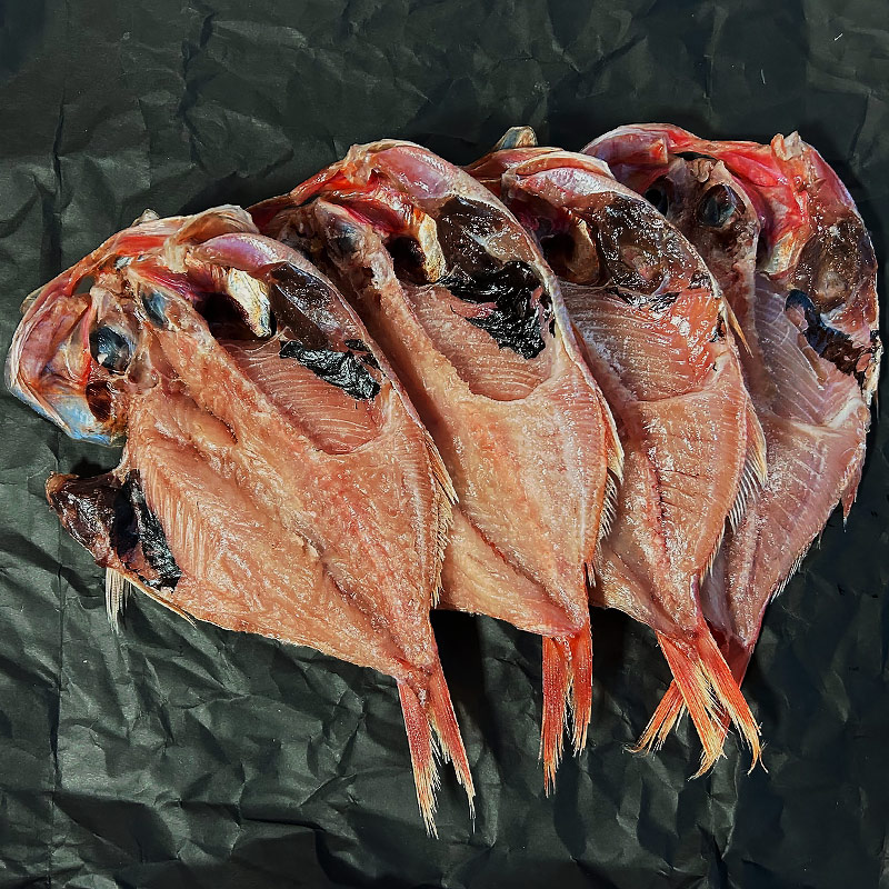 �����䴳ʪ ���� �ܾ븩�� 150g��4�������� ������ź��ʪ��Ȥ�ʤ� ��������ˤ�����ܤε��� �ꤵ�Ф��� �����Ρֱ����פ����餻�� �����������礷�ޤ� �α��Ҿ�Ź ���ŤΤҤ�Ρϡڽ�񻺡�