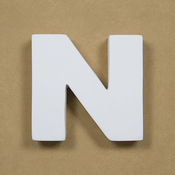 NFRC0N-SMALL｜アルファベットオブジェ FRP製 N 小 76×79×22mm