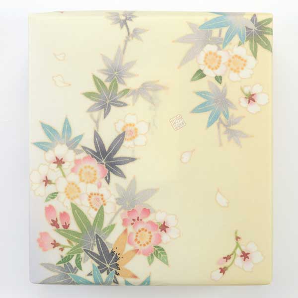 ≪菓匠まつ井≫友禅ころも（8個入）【金沢 ギフト お土産 羽二重餅 和菓子 銘菓 白味噌 金箔】