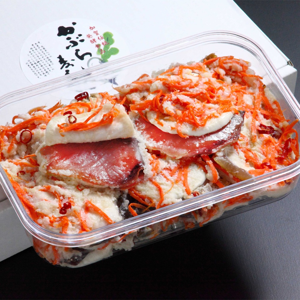 ≪銭福屋≫加賀百万石冬の味覚 かぶら寿し 1000g（5～6株）【冬季限定 金沢名物 かぶ 漬物 伝統食 お取り寄せ 通販 ギフト】