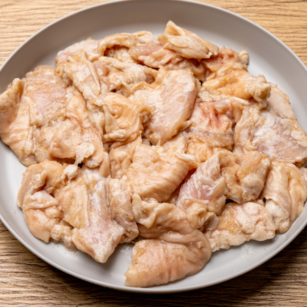 あらびき団新戦力“ホルモン”！（豚直腸粗挽きガーリック味）