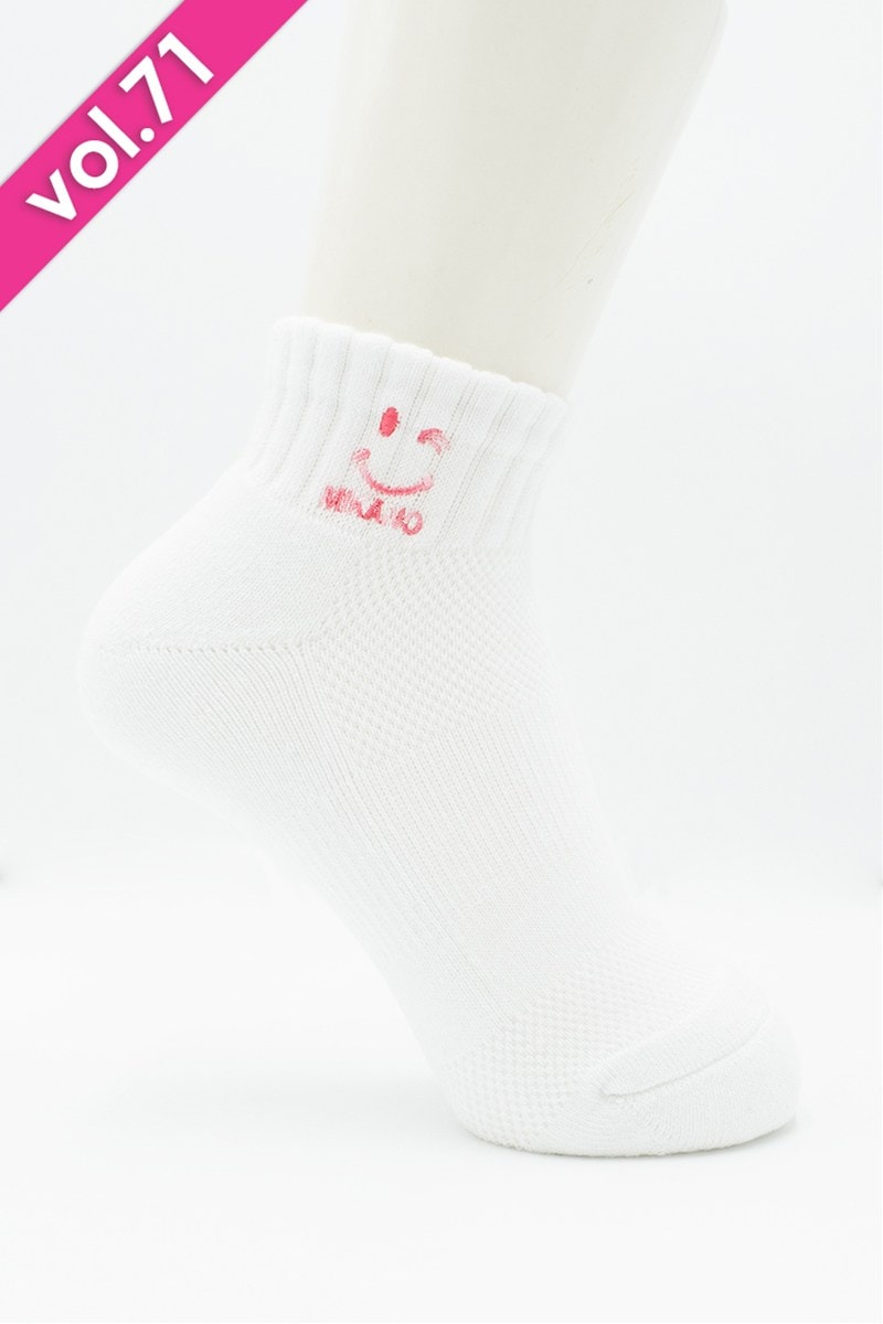 ショートソックス＊ホワイト/ピンクマルチ 【23-25】 [Vol.71 00645-233-9388] 定価\1,870（税込）継続商品