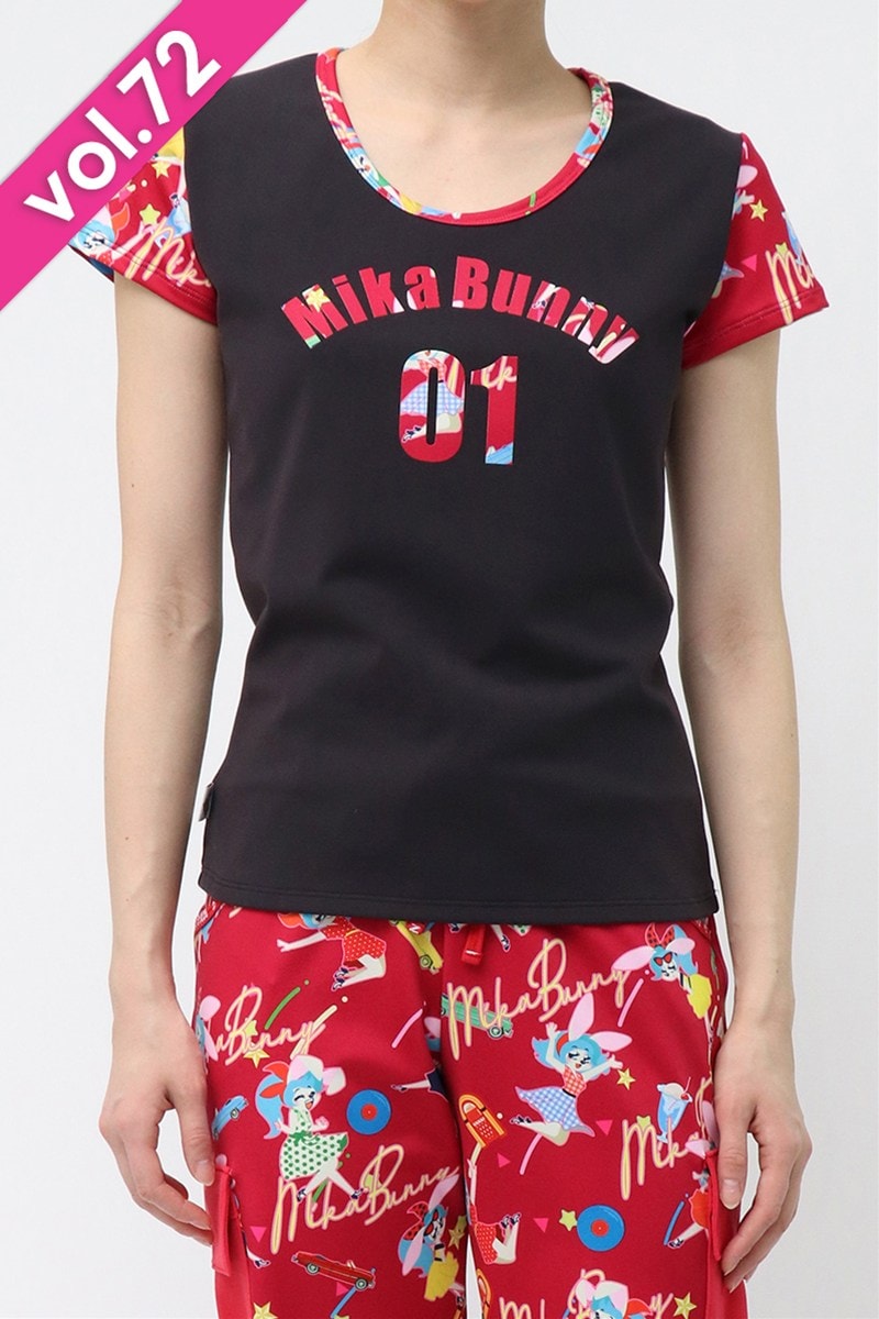 バックフリルベーシックTシャツ＊ブラック/ロカバニーレッド 【フリー】 [Vol.72 72705-611-1151] 定価￥9,680（税込）