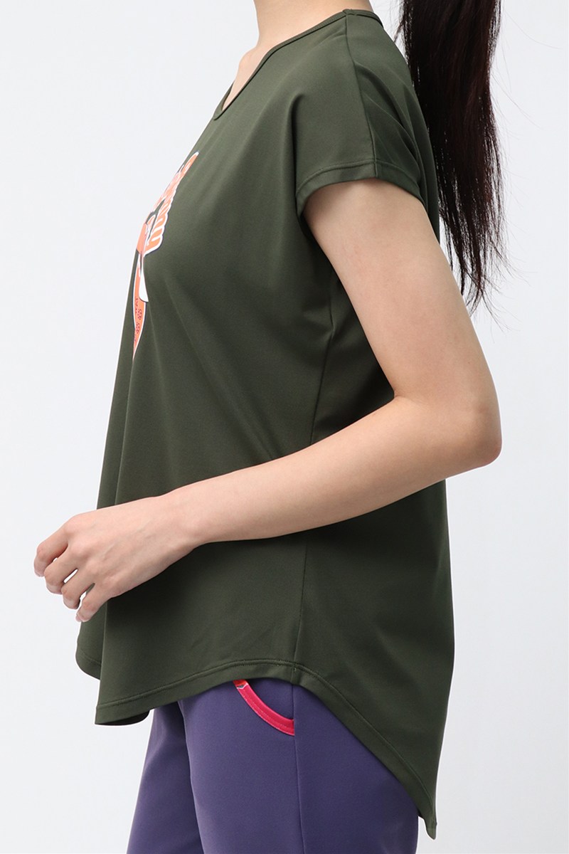 バックデザインエアリーTシャツ＊アーミーグリーン 【フリー】 [Vol.72 72718-611-1083] 定価￥9,680（税込）