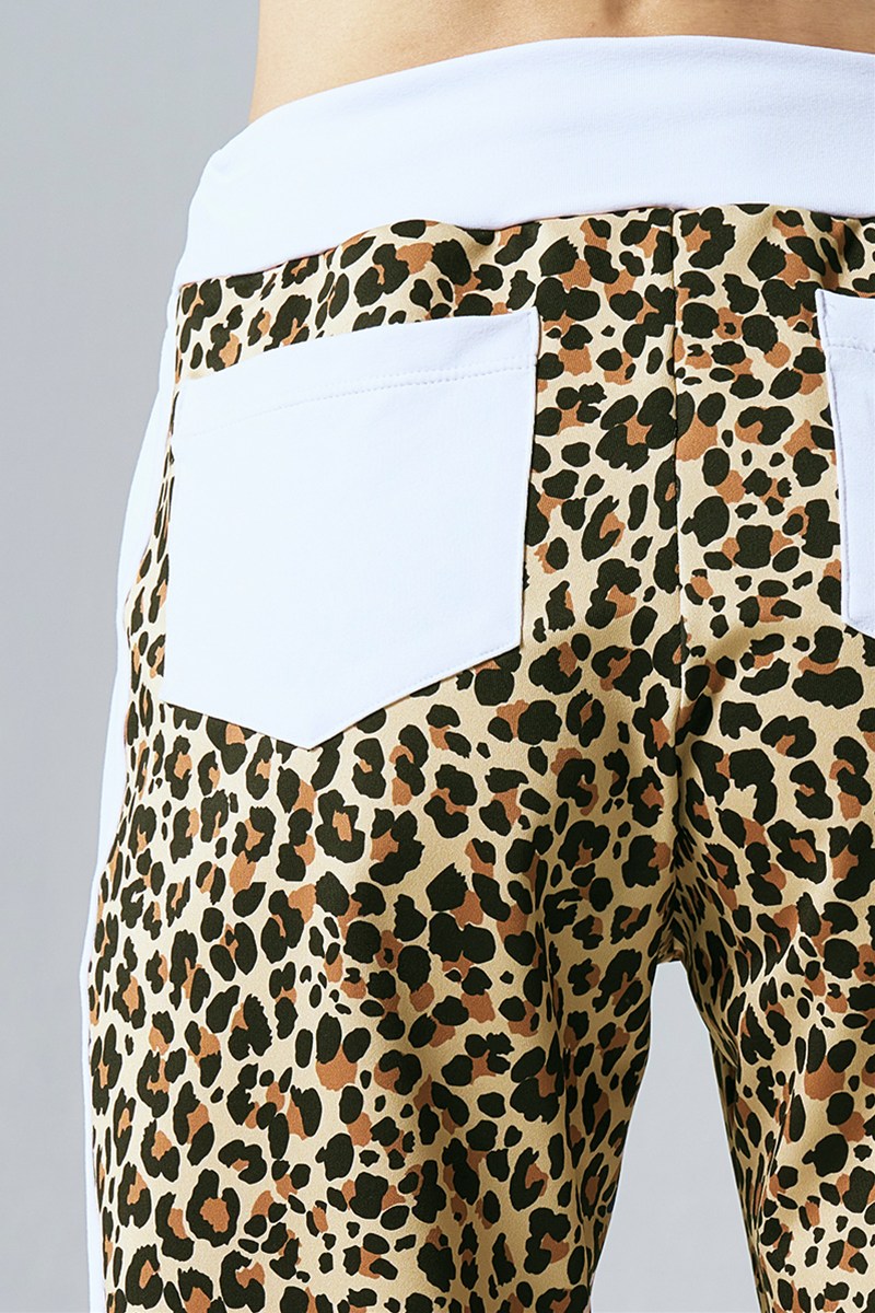 サイド切替ロングジョガーパンツ＊キャメルレパード 【フリー】 [Vol.71 71147-237-8080] 定価\13,200（税込）