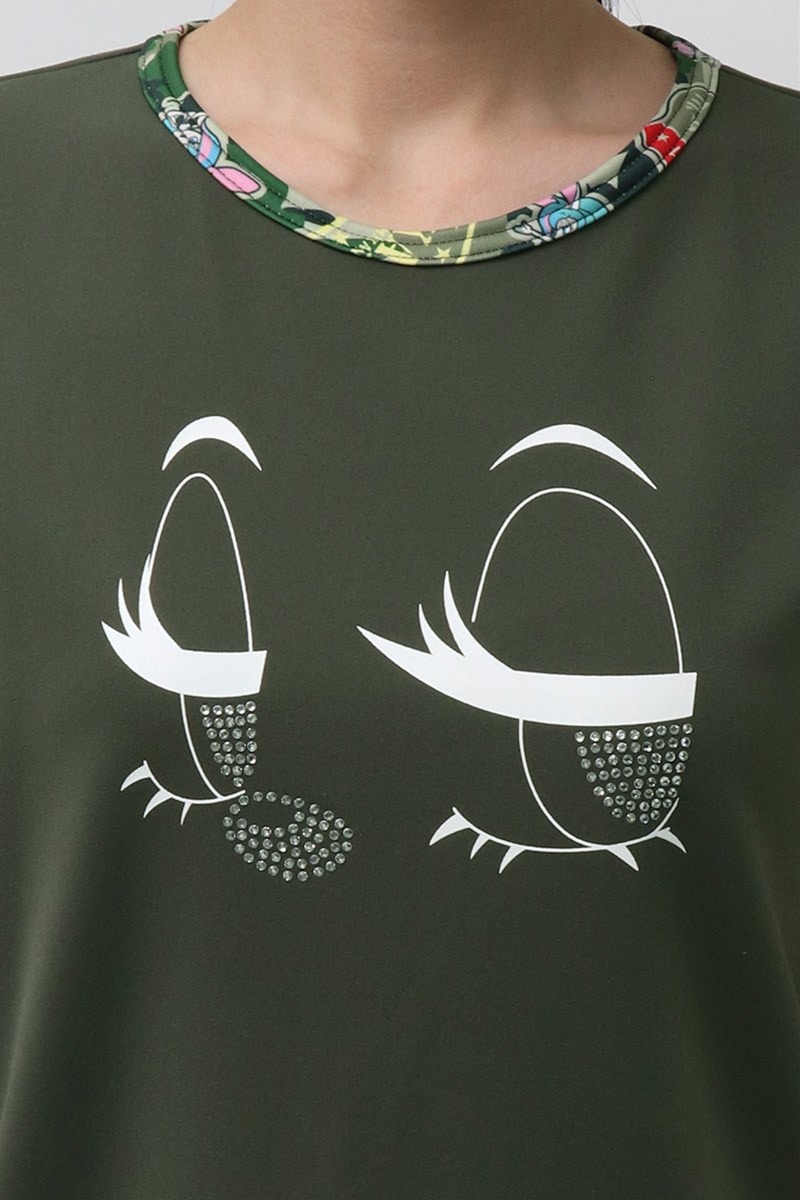 バックデザインエアリーTシャツ(ラインストーン付)＊アーミーグリーン 【フリー】 [EXCLUSIVE 72711-611-2486] 定価￥9,680（税込）