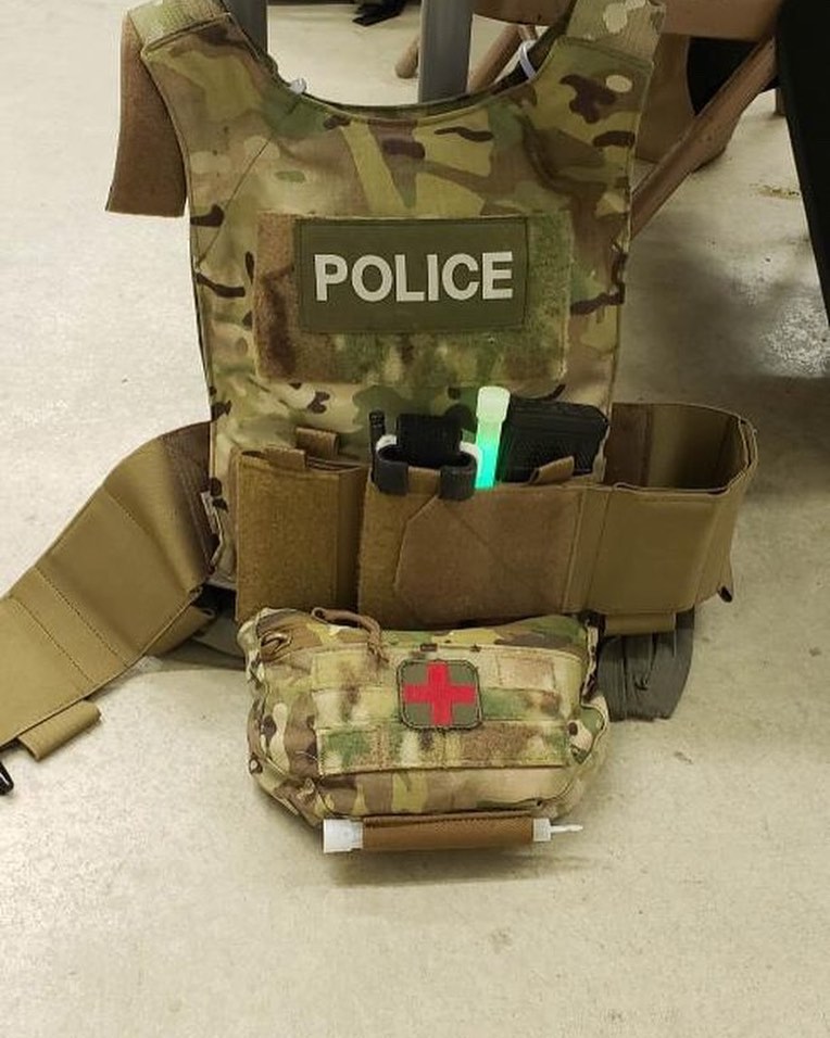 Chase Tactical Low Vis Plate Carrier M1 / LVPC-M1 ץ졼ȥꥢ ʪUS Mil-Spec IR ƹǼ