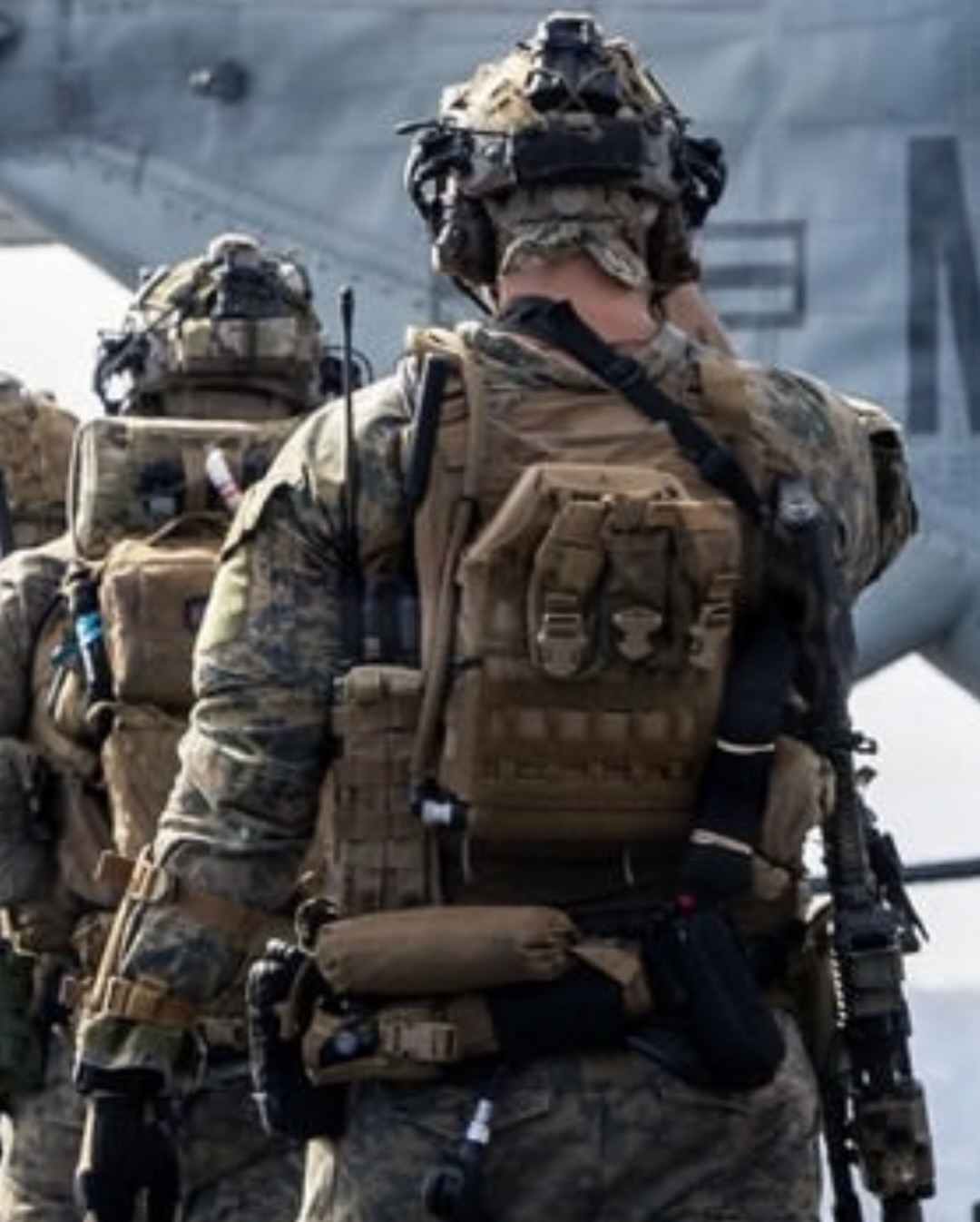 ICEPLATE Gen 3 Plate Carrier Water Bladder �ϥ��ɥ졼����� �ƹ�Qore Performance �ƹ��ü�����Ǽ��