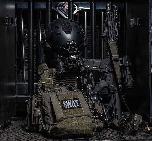 Chase Tactical Modular Enhanced Armor Plate Carrier / MEAC ץ졼ȥꥢ ʪUS Mil-Spec IRƹǼ