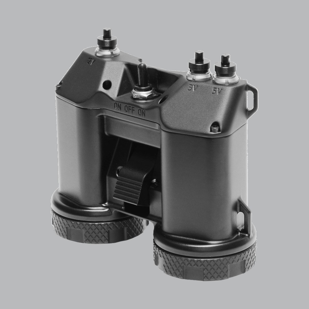 ��˥С�����ޥ���Ű��Хåƥ꡼�ѥå� Universal Multi-Voltage Battery Pack