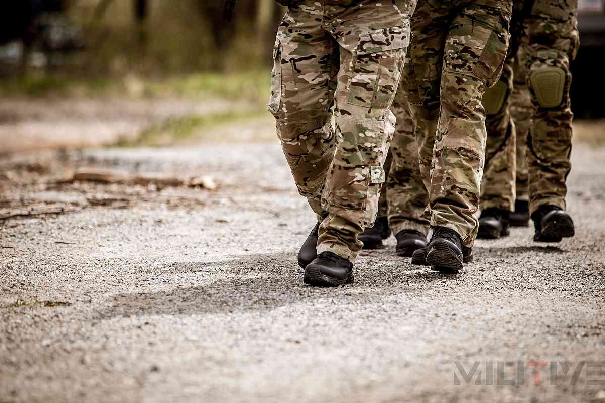 ALPHA FURY 6 �Ĥ����ɿ� ����ե��ե塼�꡼6 ORIGINAL SWAT �����ƥ����� ���ˡ����� ���������������� ��1ǯ���ݾ��ա�