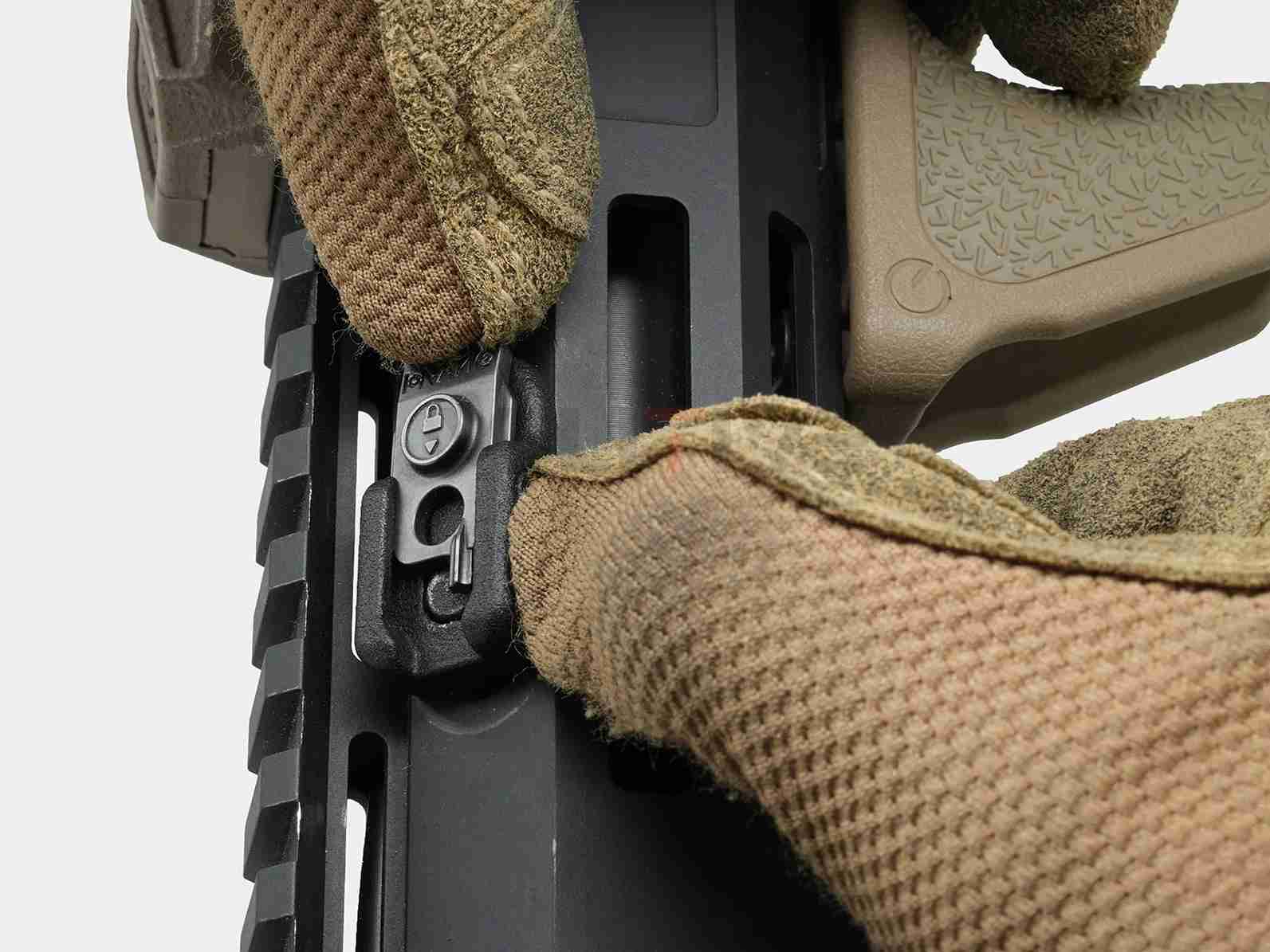 ���å���ǽ�դ� NANO Carrier M-LOK (�С������2) /M-LOK�� �ƹ� Emissary Development