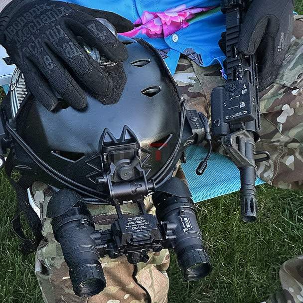 DIR-ONE Infrared Laser Aiming Device���ֳ����졼������ / ITAR������ ��ʪ �ƹ� US Night Vision