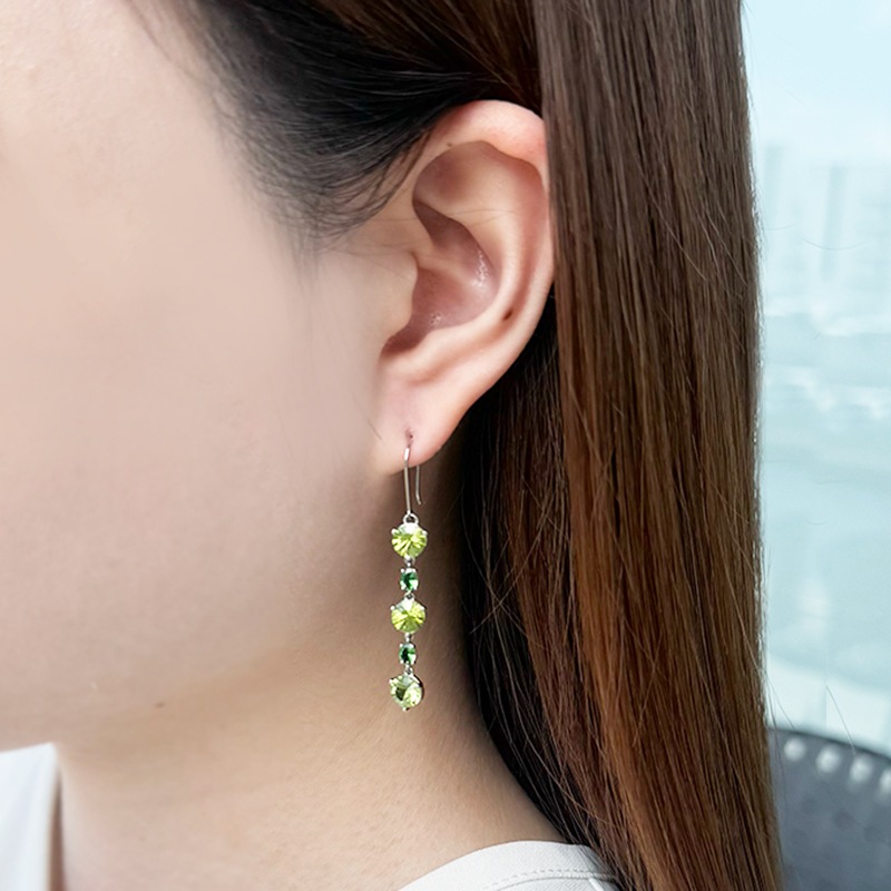 PT950 ペリドット ツァボライト ピアス PE 約4.00ct TS 約0.60ct