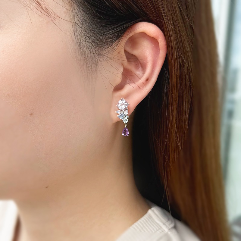 パラジウムシルバー950 アメシスト ゾイサイト アクアマリン レインボームーンストーン フェザータッチイヤリング AM 約2.60ct ZO 約0.50ct AQ 約0.14ct MO 約0.12ct TO 約0.02ct