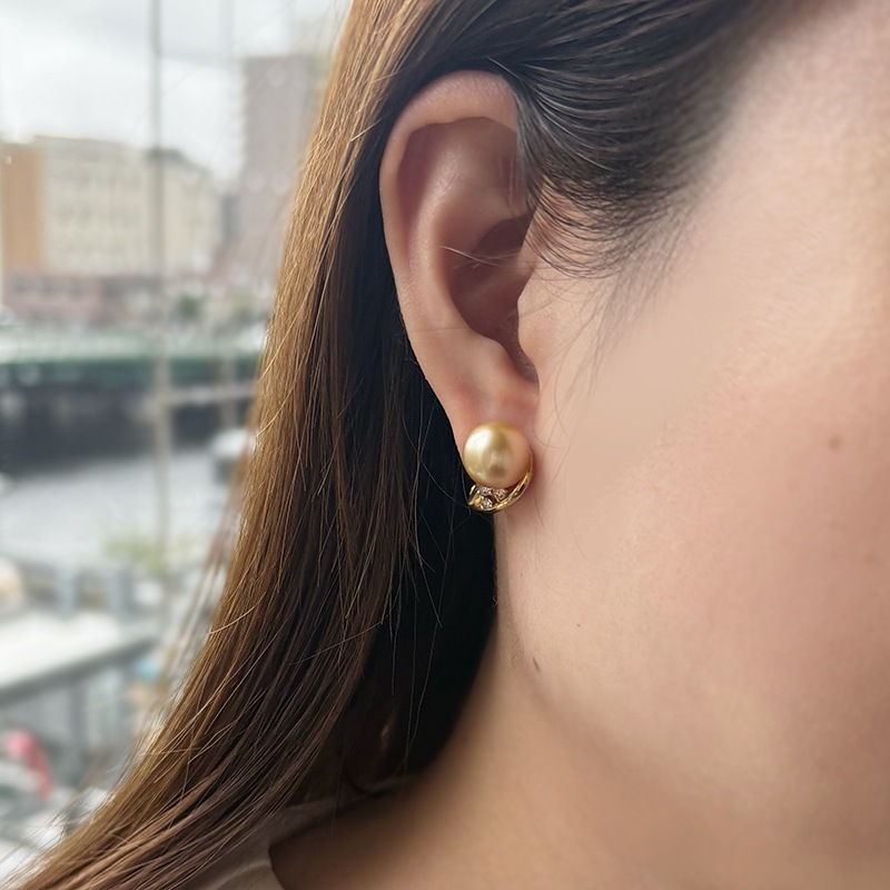 K18YG 奄美大島産 ナチュラルゴールデン 白蝶真珠 ブラウンダイヤ ピアリング P 約10.0mm BRD 約0.20ct