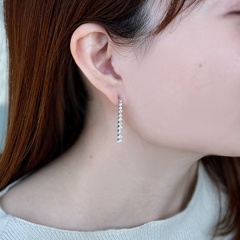 PT950 ダイヤモンド ピアス D 約1.00ct