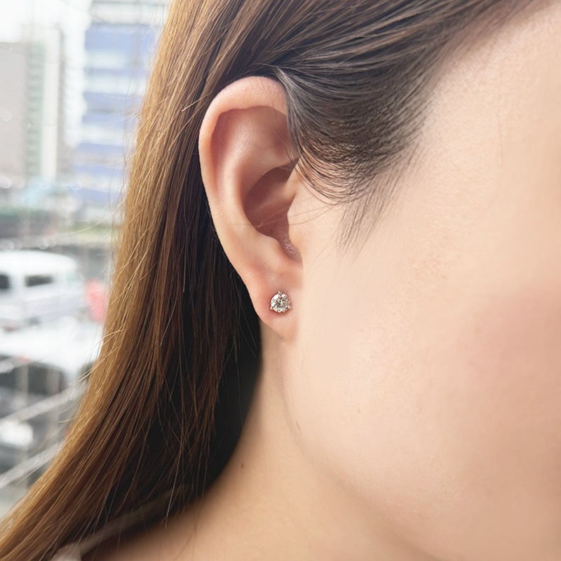 PT950 ブラウンダイヤモンド ピアス BRD 約1.00ct