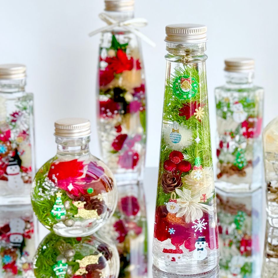 ハーバリウム ＼クリスマス 限定デザイン／ 完成品 ギフト ギフト用 プレゼント 装飾 飾り 子供 衣装  贈り物 おしゃれ かわいい お返し 飾り付け ディスプレイ