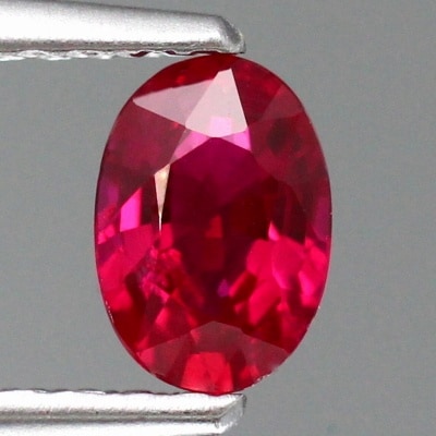 0.56ct天然ルビールース非加熱鑑定書付き