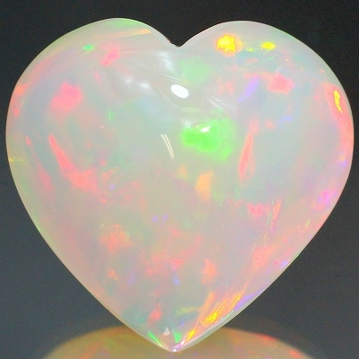 16.90ct天然エチオピアオパール【大粒ハートシェイプ】