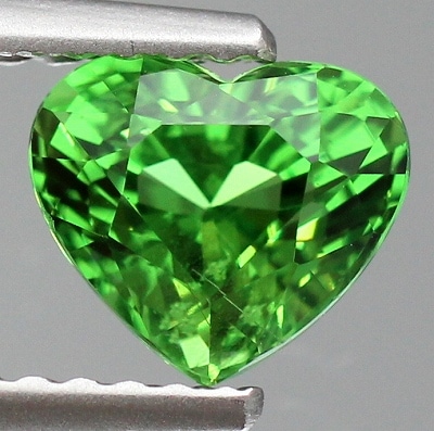 1.36ct天然ツァボライトガーネット【ハートシェイプ】