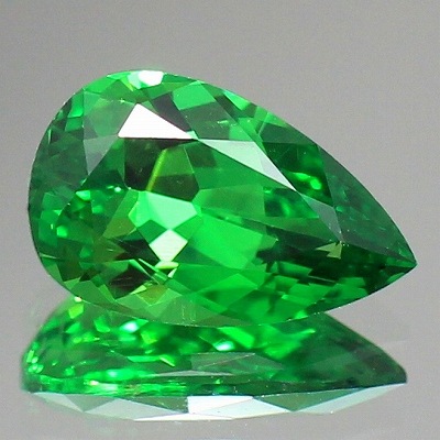 1.23ct天然ツァボライトガーネット【ネオングリーン発色】透明感