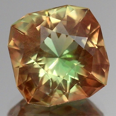 4.57ct天然オレゴンサンストーン【オレンジとグリーンの共演】カスタム