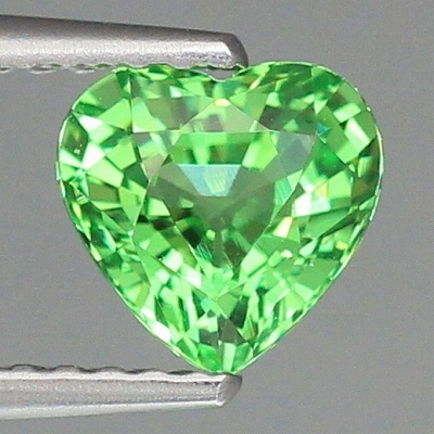 1.12ct天然ミントガーネット【IFクラス・美彩ハート】タンザニア