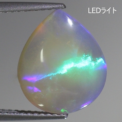 天然オパール 3.50ct【キャッツアイ】ライトニングリッジ