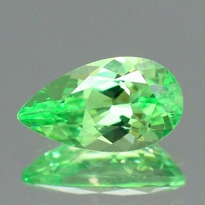 0.91ct天然ミントガーネット【メレラニ・UVタイプ】美色