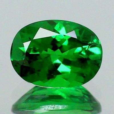 0.87ct天然ツァボライトガーネット【BEST GREEN】タンザニア