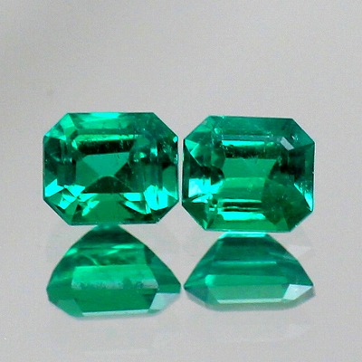 0.27ct/2P天然エメラルド【美濃色】ペア　コロンビア