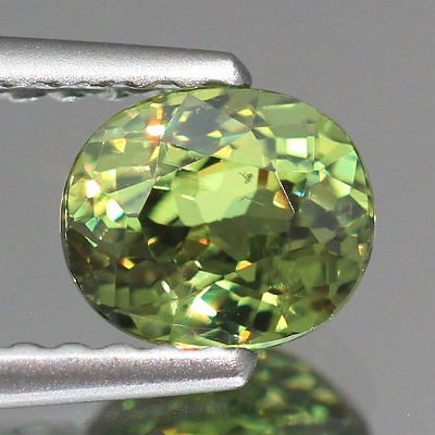 0.89ct天然デマントイドガーネット【マダガスカル】輝き