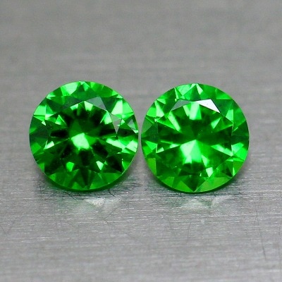0.33ct/2P天然デマントイドガーネット【ロシア】 ペア