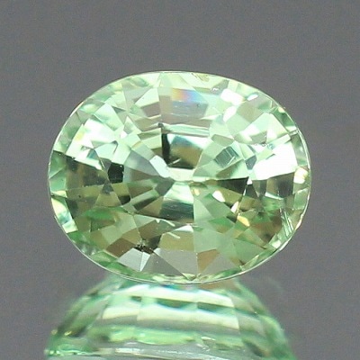 天然ミントガーネット 1.02ct 【メレラニ・UVタイプ】 タンザニア