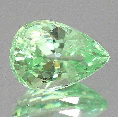 天然ミントガーネット 1.21ct 【IFクラス】 輝き タンザニア