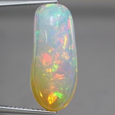 天然エチオピアオパール 8.30ct 【ファンシー】 中宝研ソ付