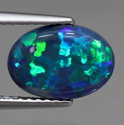 天然ブラックオパール 1.89ct【強グリーン美遊色】