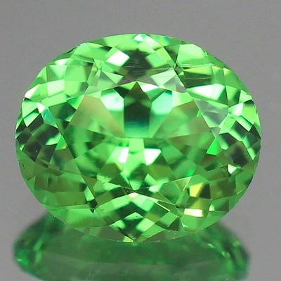 天然ツァボライトガーネット 1.15ct 【Neon UV Type】 タンザニア