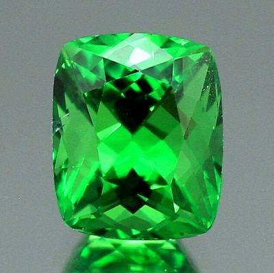 天然ツァボライトガーネット 1.00ct 【Neon Green】 美発色