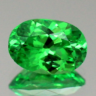 天然ツァボライトガーネット 0.70ct 【Neon UV Type】 タンザニア