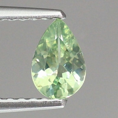 天然クリソベリル 0.44ct 【バナジウム】 UVタイプ 日独ソ付