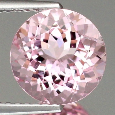 天然モルガナイト 2.49ct 【美発色・ラウンド】 モザンビーク