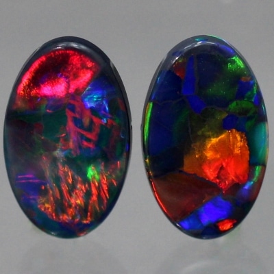 天然ブラックオパール 2.28ct/2P 【レッドオンブラック】 ペア