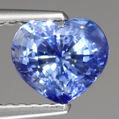 天然ブルーサファイア 1.47ct 【キラキラの輝き】ハート